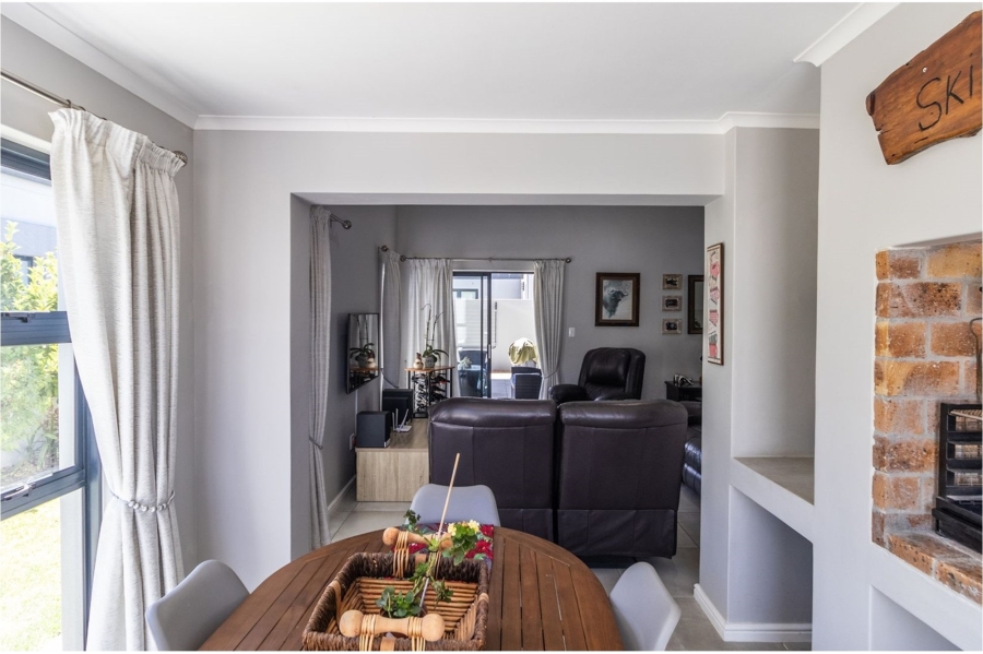 To Let 3 Bedroom Property for Rent in Aan de Wijnlanden Western Cape